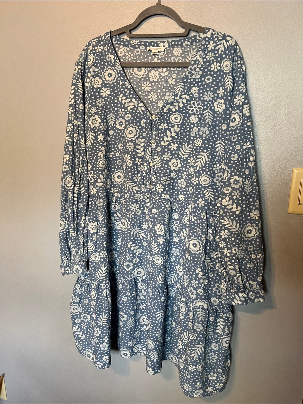 beachlunchlounge Blue and White Floral Long Sleeve Tiered Dress